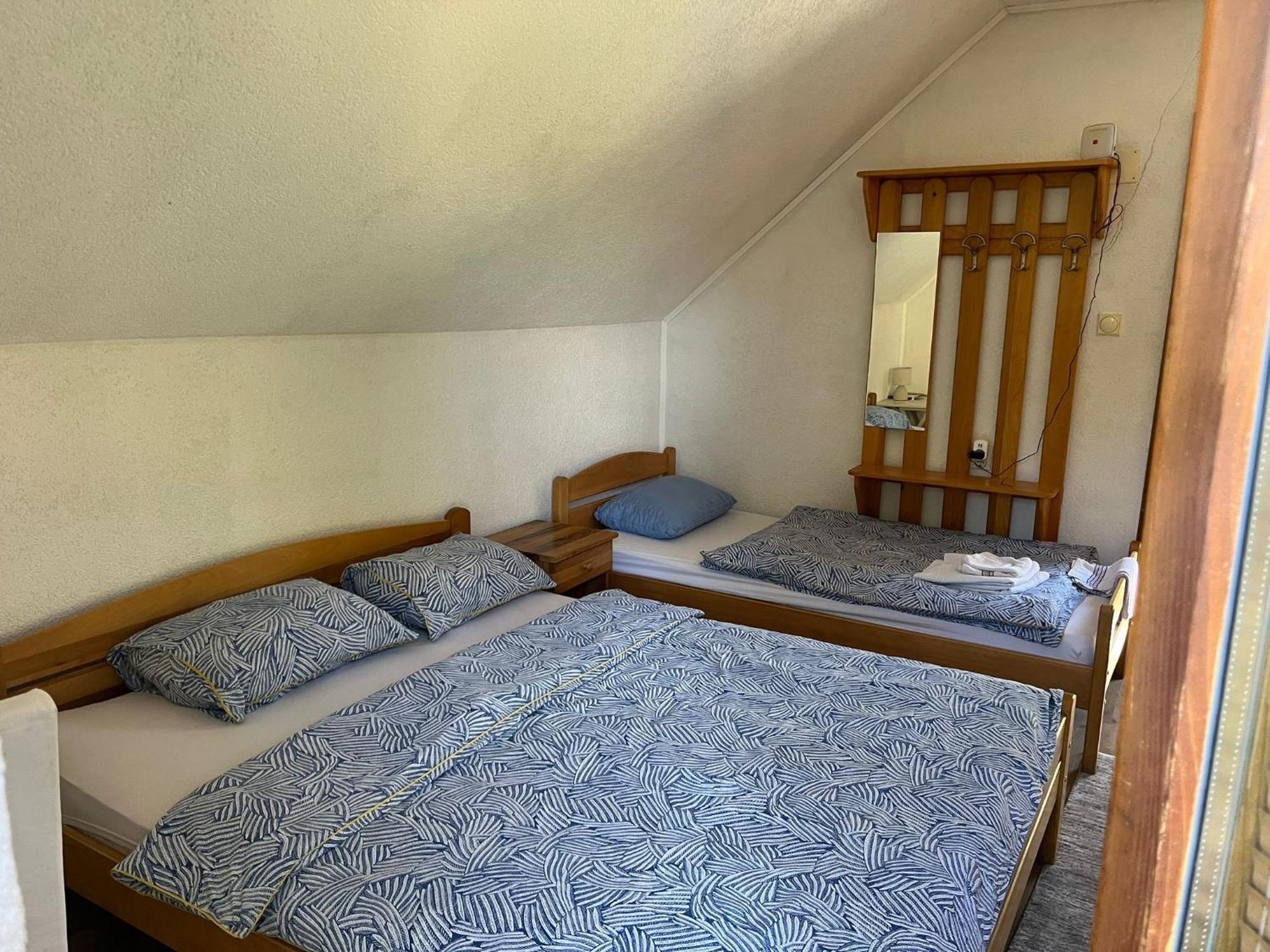 Bed And Breakfast Family Djukic Sipovo Exteriör bild