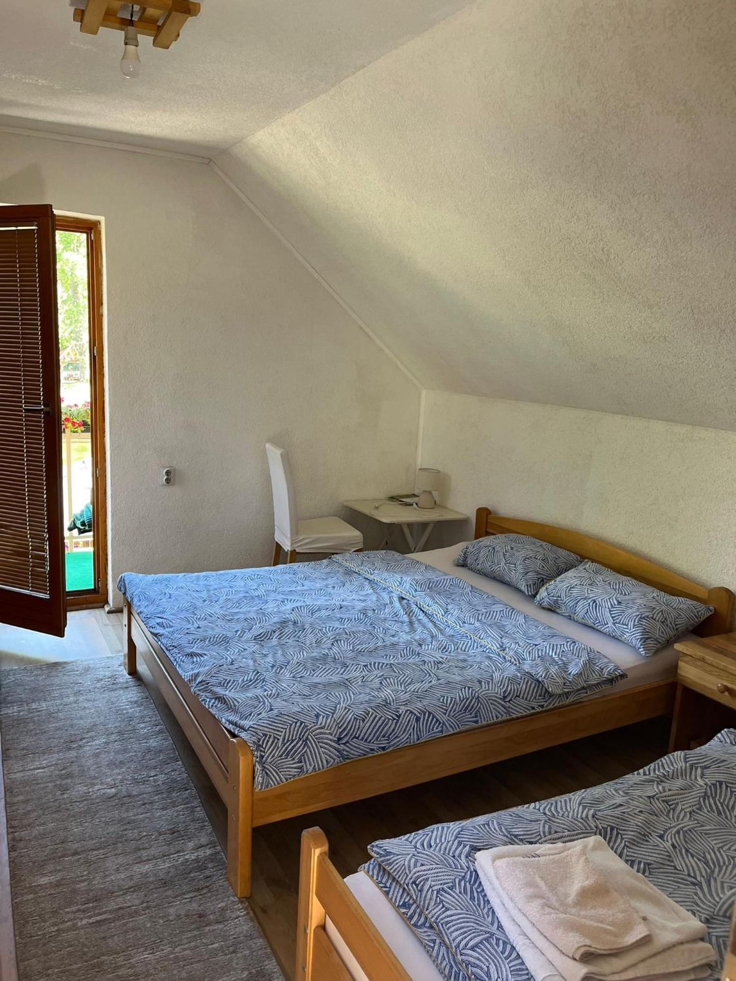 Bed And Breakfast Family Djukic Sipovo Exteriör bild